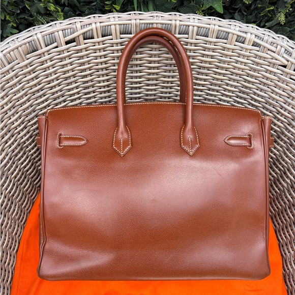 Authentic HERMES BIRKIN 35 chestnut brown veau grain leather gold hardware - Picture 2 of 16
